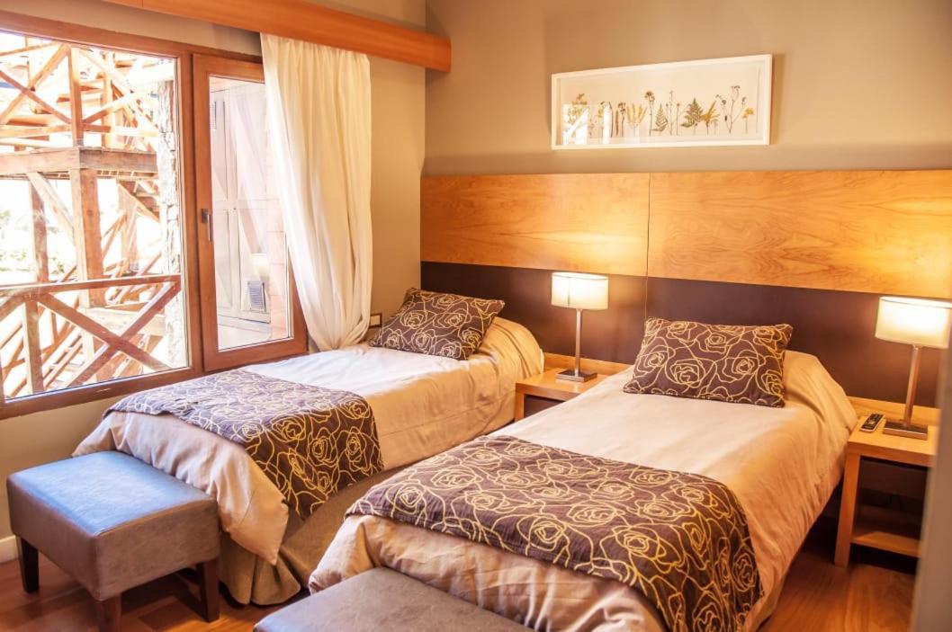 Los Robles Apart & Spa San Carlos de Bariloche Exterior photo