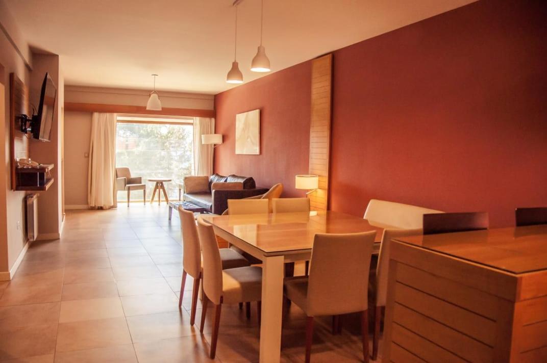 Los Robles Apart & Spa San Carlos de Bariloche Exterior photo
