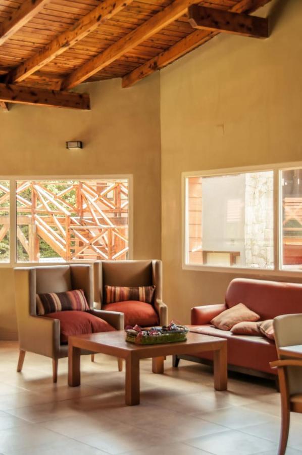 Los Robles Apart & Spa San Carlos de Bariloche Exterior photo
